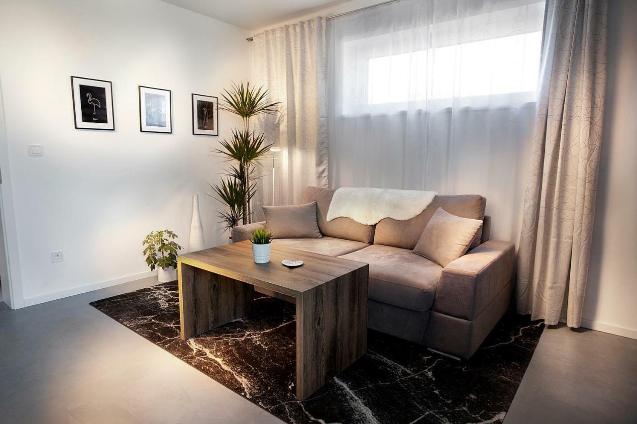 Apartmány Ladná Exterior foto
